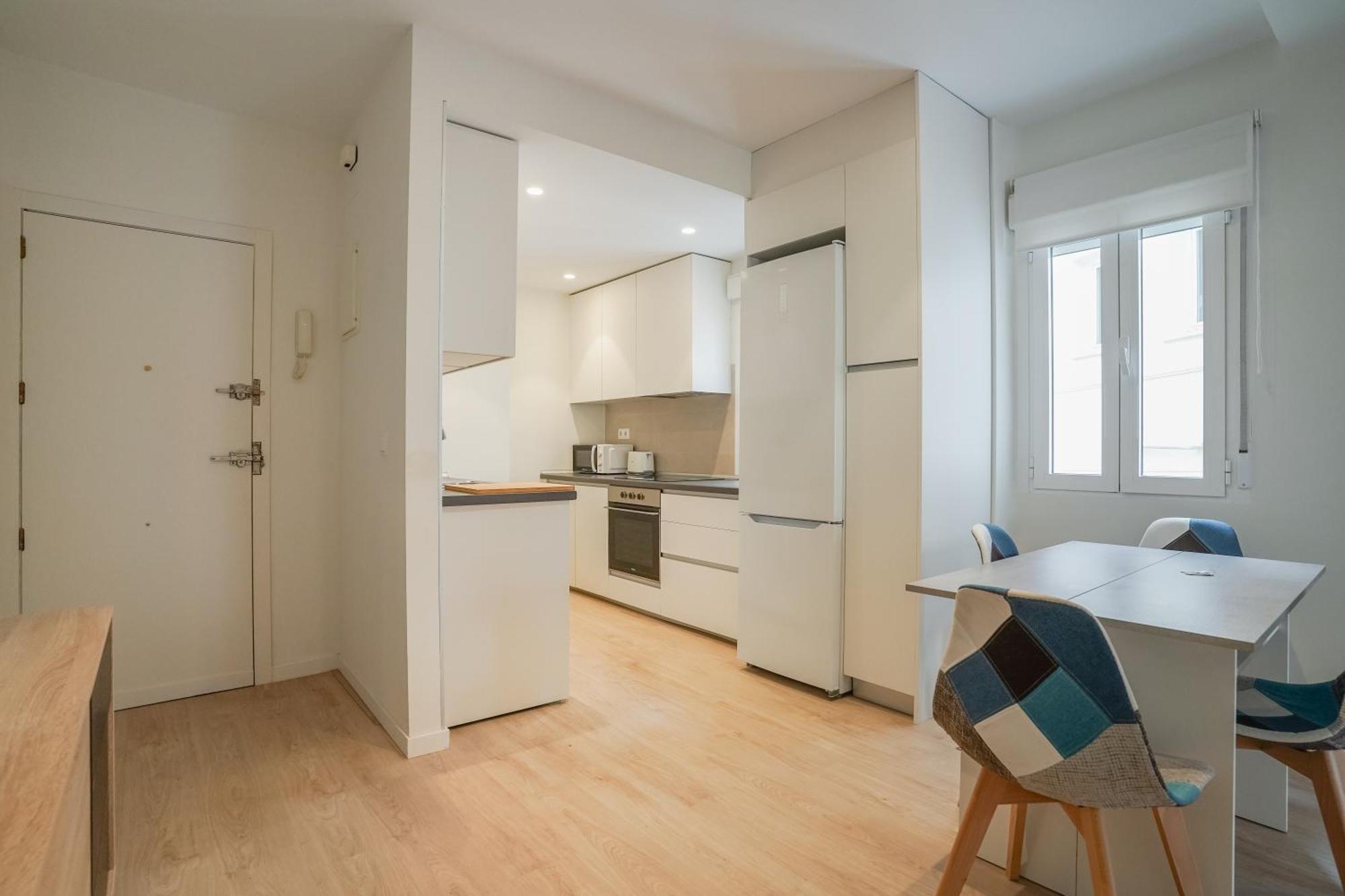 Bright Modern - 2Bedrooms 1Bath - Delicias Madrid Bagian luar foto