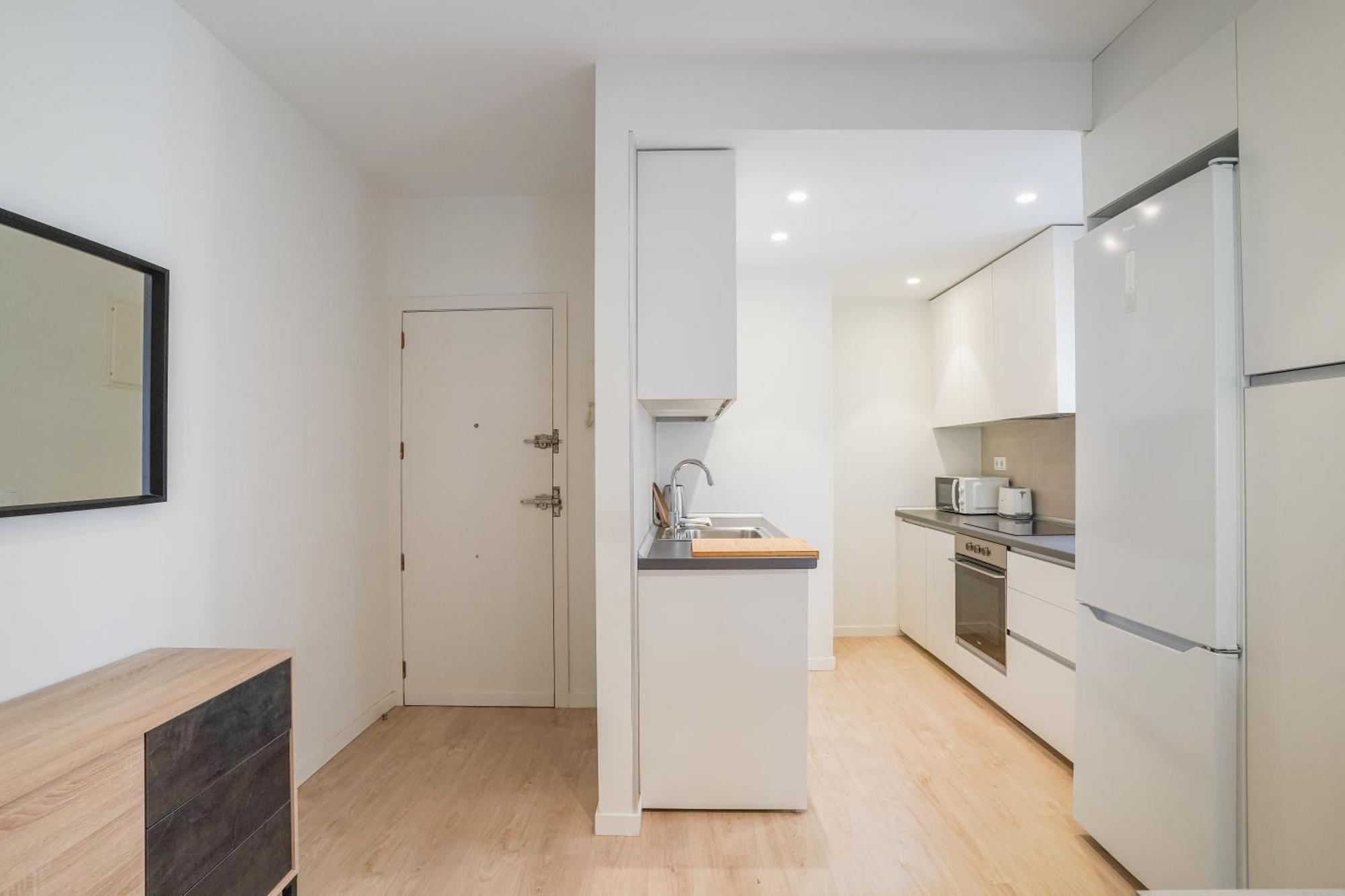 Bright Modern - 2Bedrooms 1Bath - Delicias Madrid Bagian luar foto