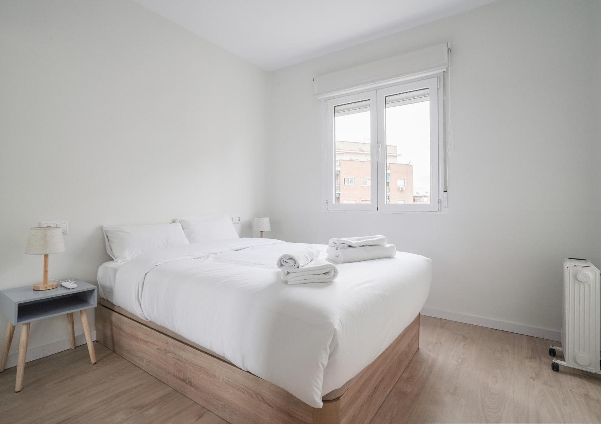 Bright Modern - 2Bedrooms 1Bath - Delicias Madrid Bagian luar foto